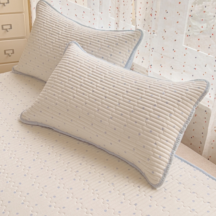 91家纺网 家纺一手货源 找家纺 贝扬思家纺 2026新款云感双层纱7A抗菌夏被四件套系列-栀夏系列 栀夏-海盐汤圆