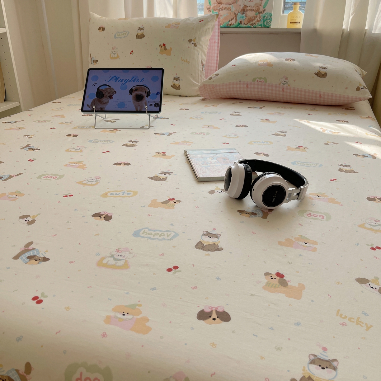 91家纺网 家纺一手货源 找家纺 六巷胡同 2026新款40支全棉13070INS卡通全棉单品床单 汪星人派对