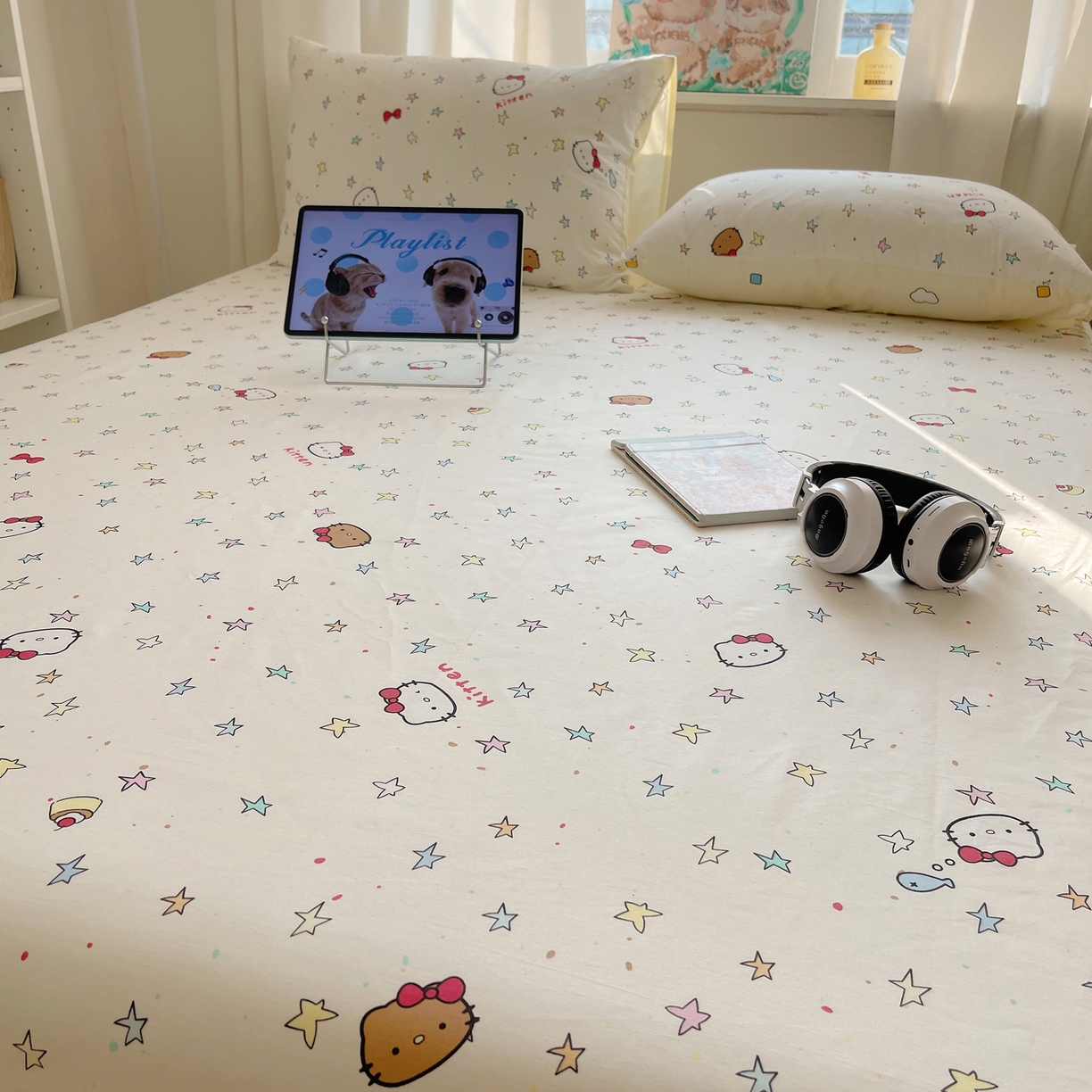 91家纺网 家纺一手货源 找家纺 六巷胡同 2026新款40支全棉13070INS卡通全棉单品床单 星星萝莉猫