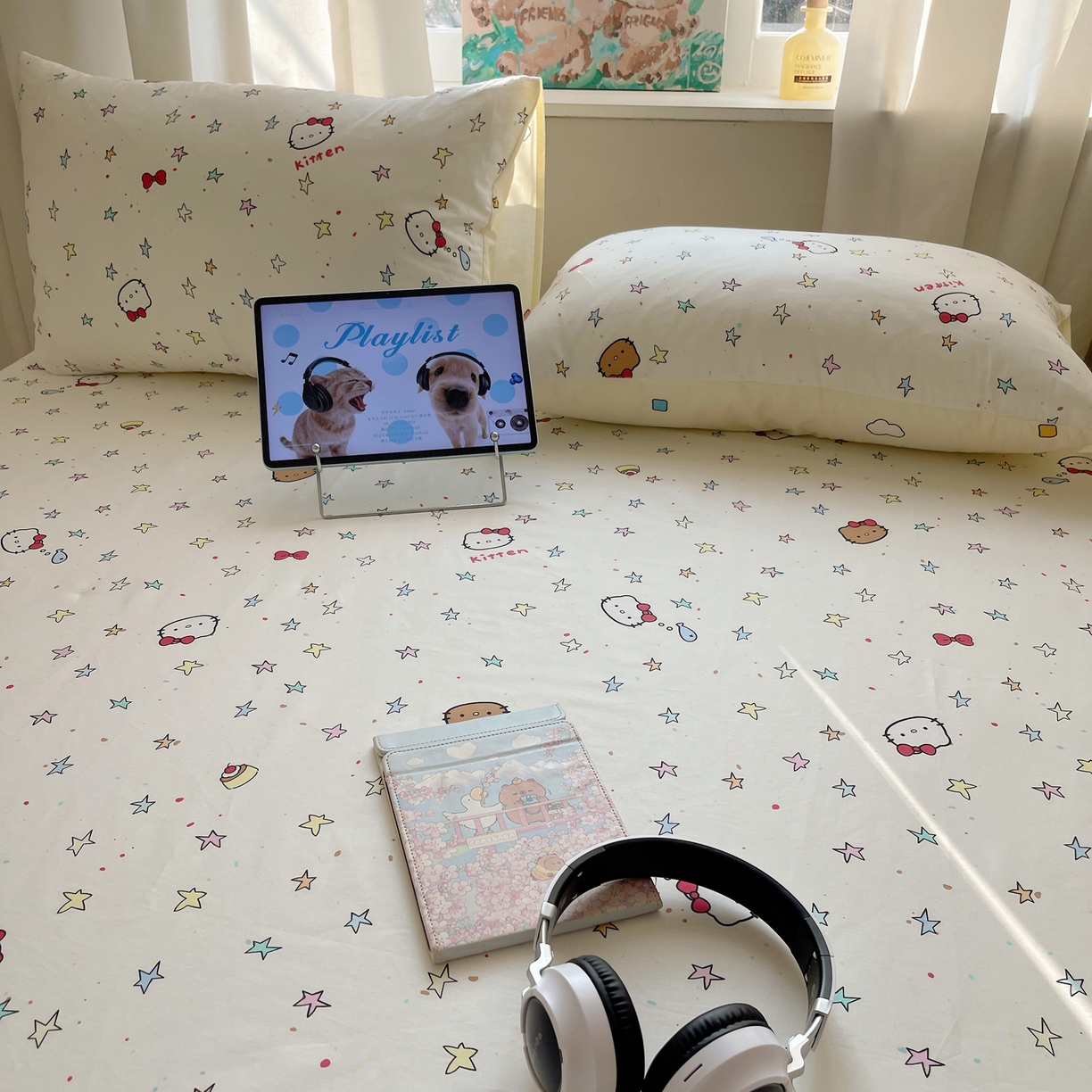 91家纺网 家纺一手货源 找家纺 六巷胡同 2026新款40支全棉13070INS卡通全棉单品床单 星星萝莉猫