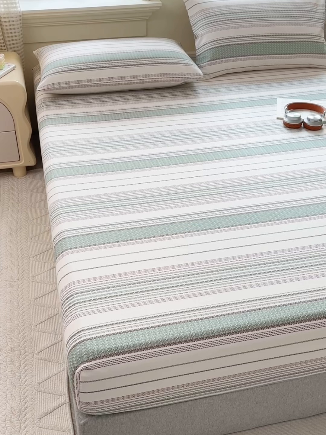 91家纺网 家纺一手货源 找家纺 青泽家纺 2025新款原棉老粗布床笠系列 时光蓝条