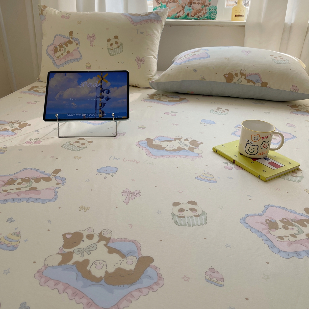 91家纺网 家纺一手货源 找家纺 六巷胡同 2026新款40支全棉13070INS卡通全棉单品床单 慵懒猫咪崽