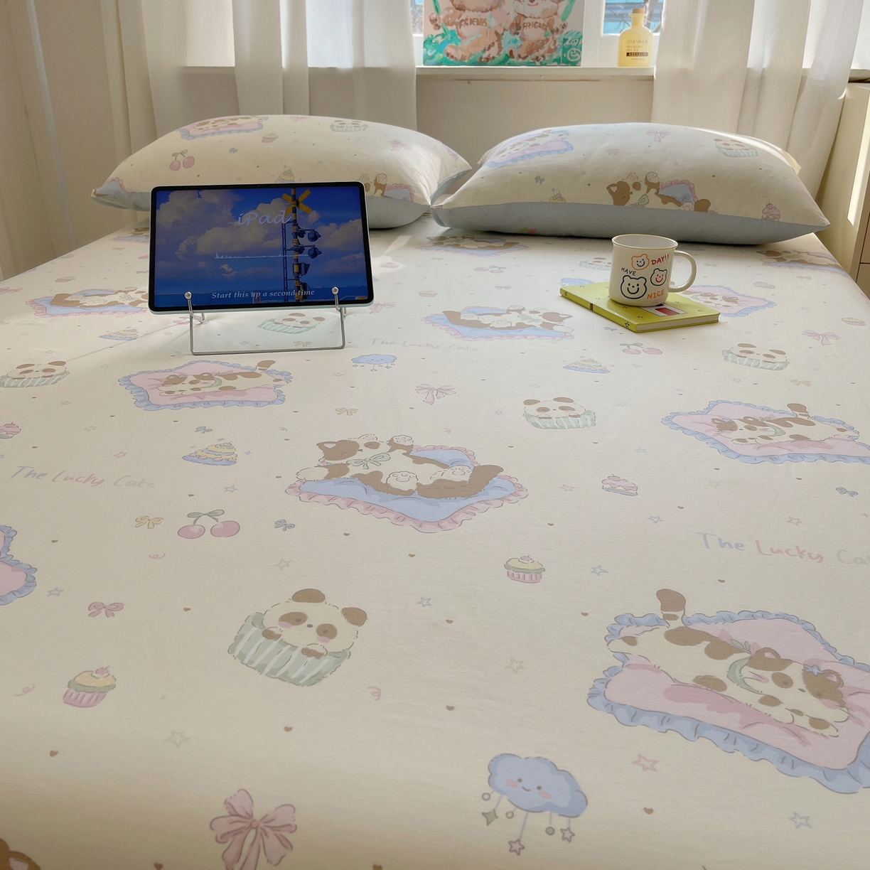 91家纺网 家纺一手货源 找家纺 六巷胡同 2026新款40支全棉13070INS卡通全棉单品床单 慵懒猫咪崽