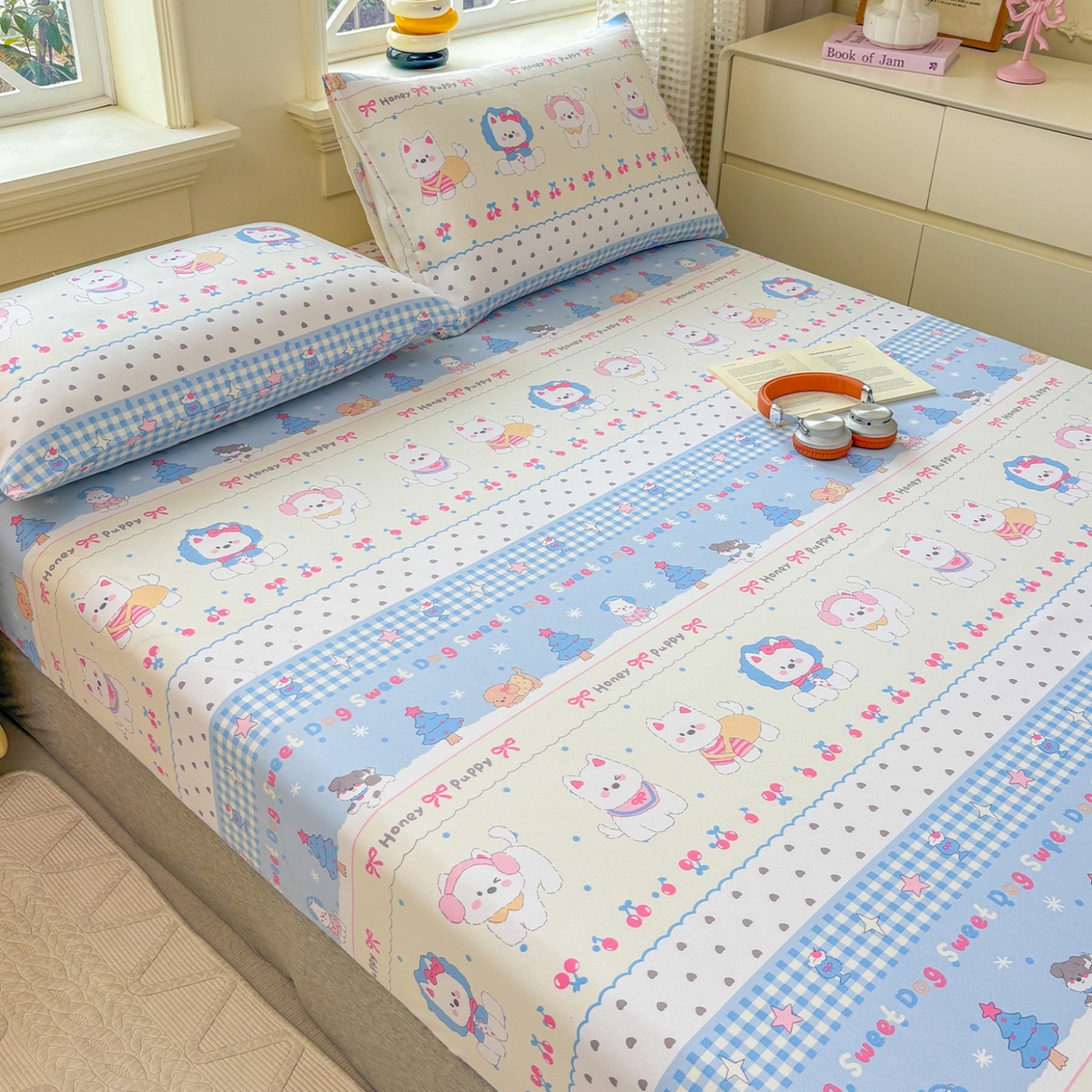 91家纺网 家纺一手货源 找家纺 青泽家纺 2025新款原棉老粗布床笠系列 甜心小狗