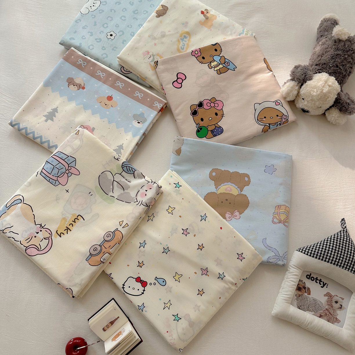 91家纺网 家纺一手货源 找家纺 六巷胡同 2026新款40支全棉13070INS卡通全棉单品床单 组合叠拍图