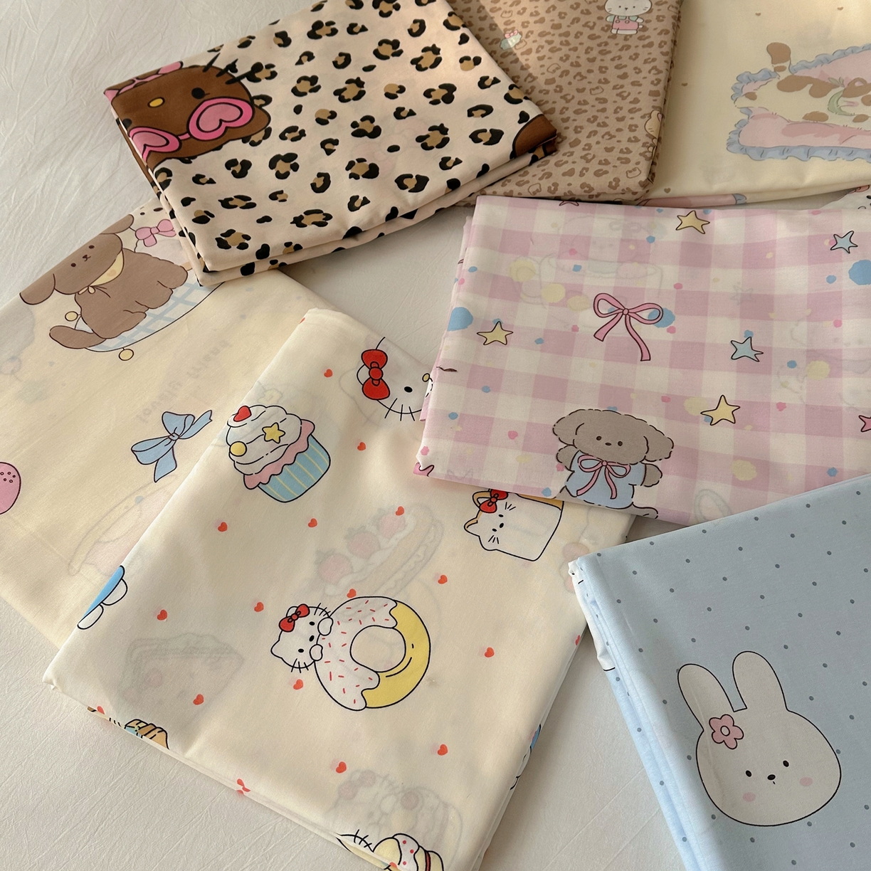 91家纺网 家纺一手货源 找家纺 六巷胡同 2026新款40支全棉13070INS卡通全棉单品床单 组合叠拍图