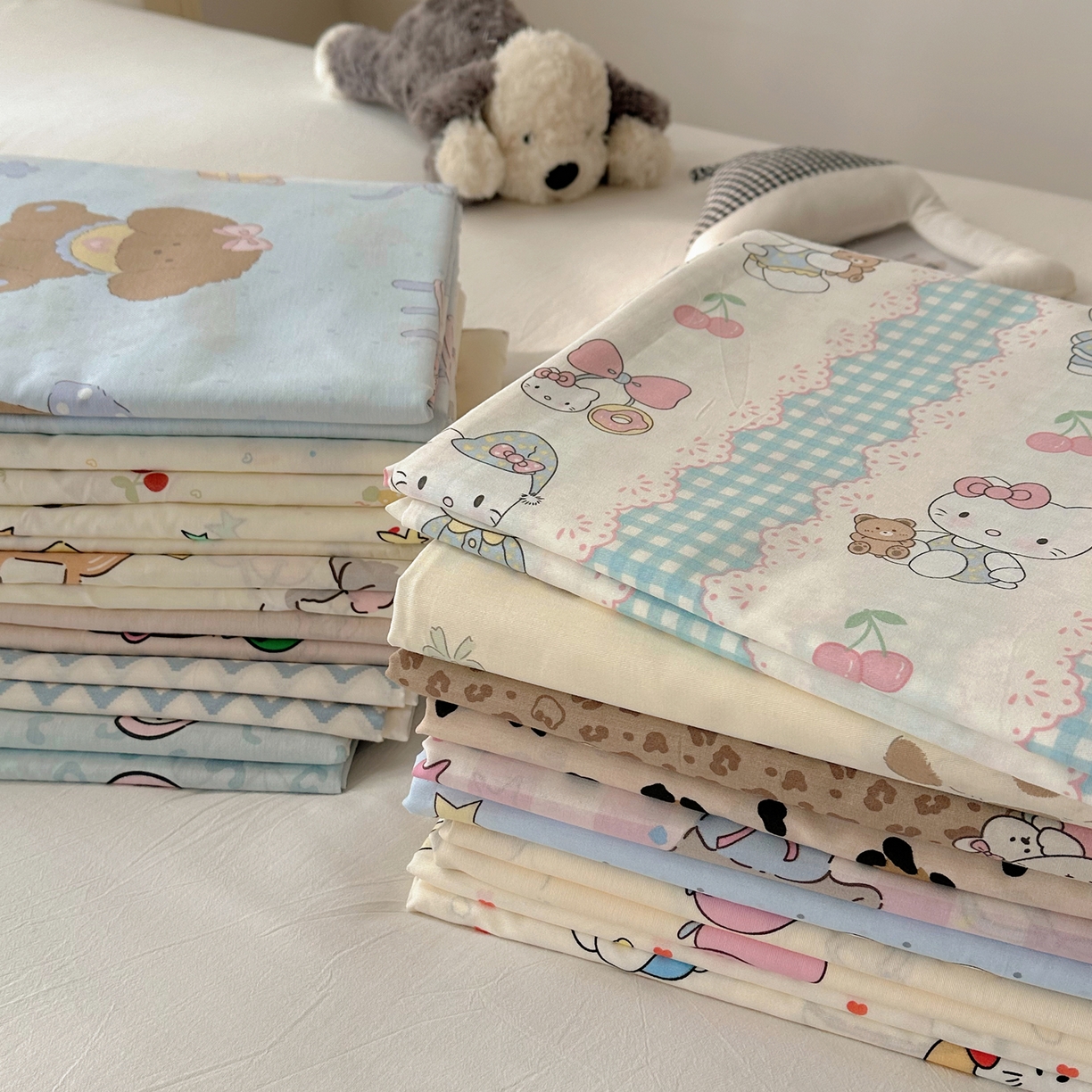 91家纺网 家纺一手货源 找家纺 六巷胡同 2026新款40支全棉13070INS卡通全棉单品床单 组合叠拍图