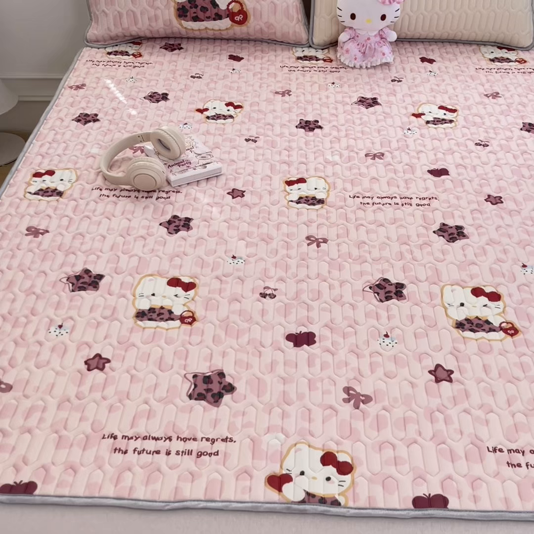 91家纺网 家纺一手货源 找家纺 摩妮卡 2026新款数码大版小清新乳胶凉席床席款三件套-场景一 趣巧小猫咪-粉