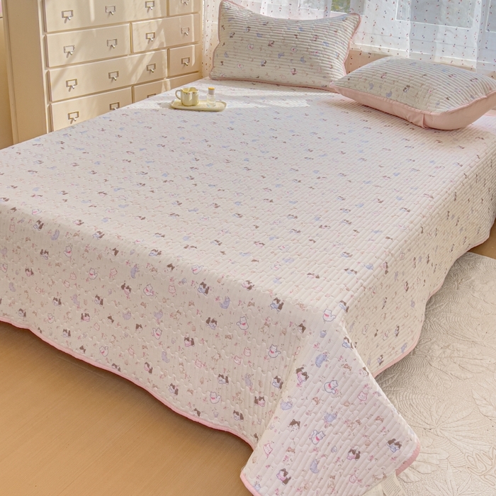 91家纺网 家纺一手货源 找家纺 贝扬思家纺 2026新款云感双层纱7A抗菌夏被四件套系列-栀夏系列 栀夏-晴天小猫