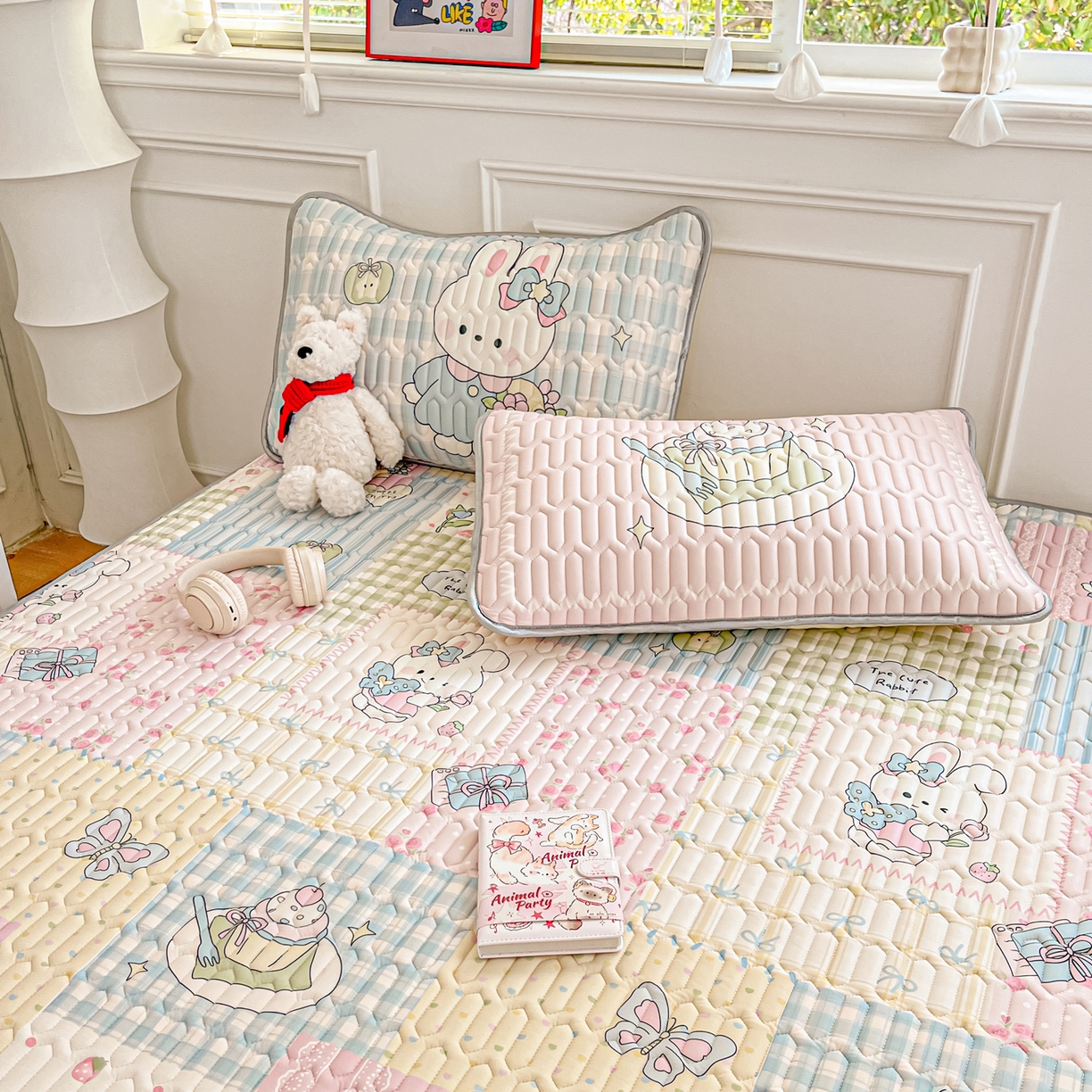 91家纺网 家纺一手货源 找家纺 摩妮卡 2026新款数码大版小清新乳胶凉席床席款三件套-场景一 童话小片段