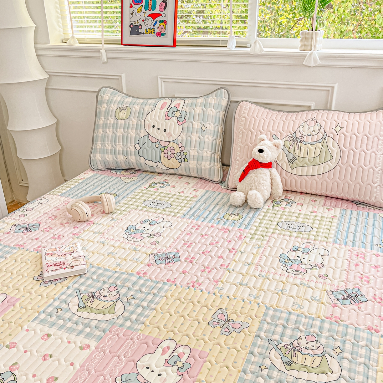 91家纺网 家纺一手货源 找家纺 摩妮卡 2026新款数码大版小清新乳胶凉席床席款三件套-场景一 童话小片段