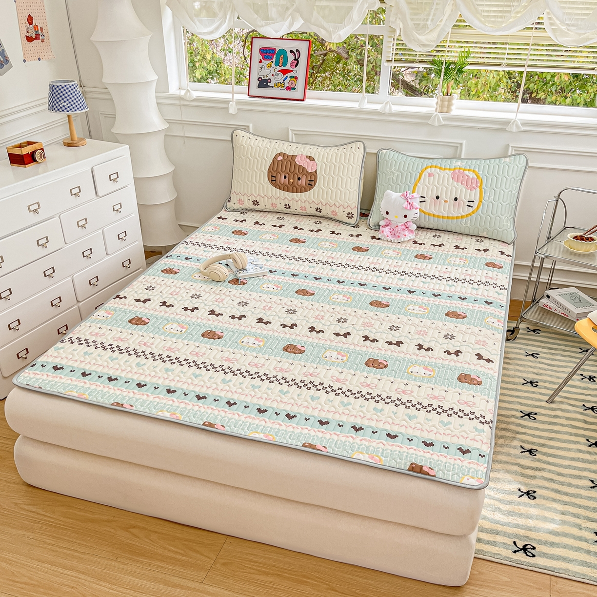 91家纺网 家纺一手货源 找家纺 摩妮卡 2026新款数码大版小清新乳胶凉席床席款三件套-场景一 友谊记忆片