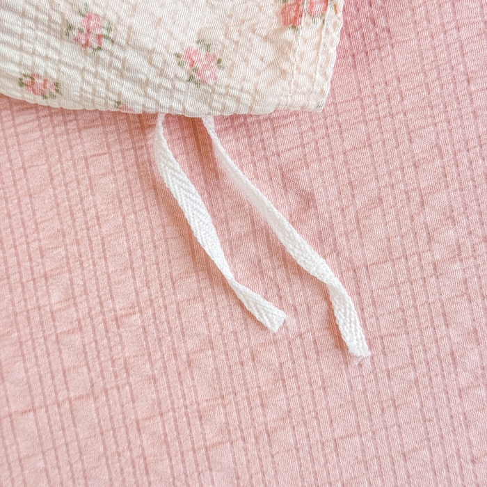 91家纺网 家纺一手货源 找家纺 梦舒阳家纺 新款泡芙棉双层纱四件套皱皱纱四季款泡芙纱四件套现货充足 生日熊