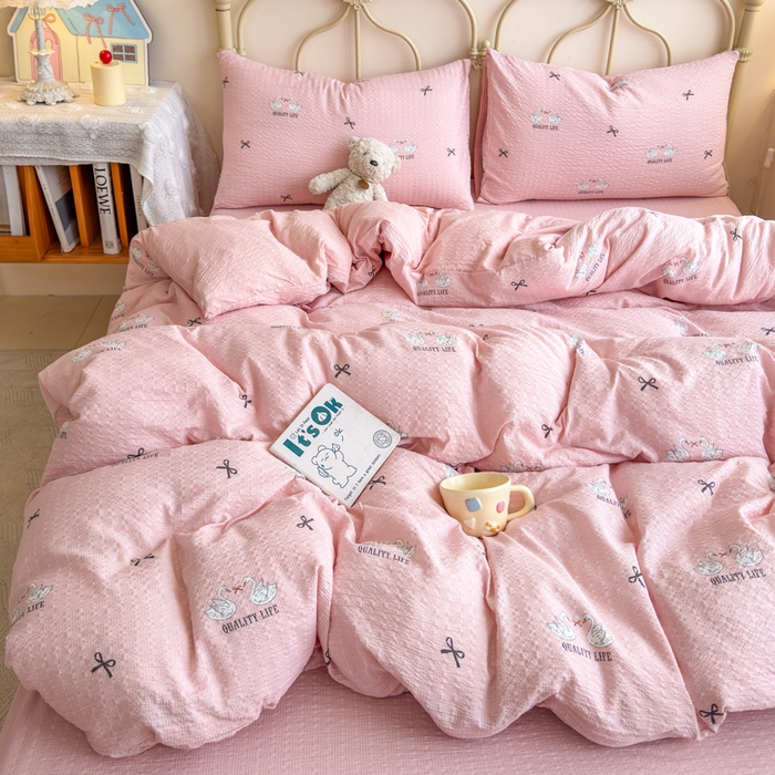 91家纺网 家纺一手货源 找家纺 梦舒阳家纺 新款泡芙棉双层纱四件套皱皱纱四季款泡芙纱四件套现货充足 施华洛粉