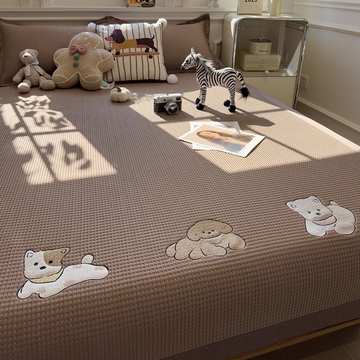 91家纺网 家纺一手货源 找家纺 莱家富 2026新款A类乙纶冰豆豆凉席冰丝席-华夫格绣花 躺躺岛-咖