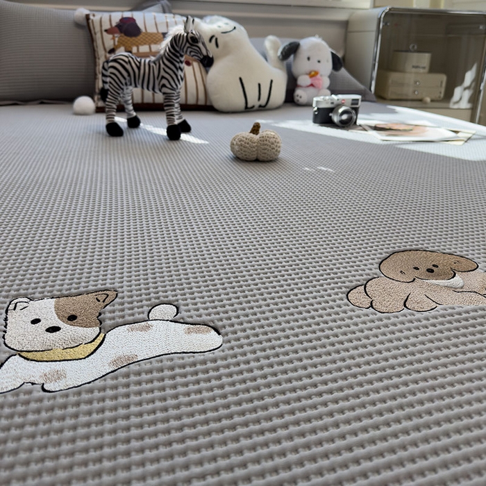 91家纺网 家纺一手货源 找家纺 莱家富 2026新款A类乙纶冰豆豆凉席冰丝席-华夫格绣花 躺躺岛-灰