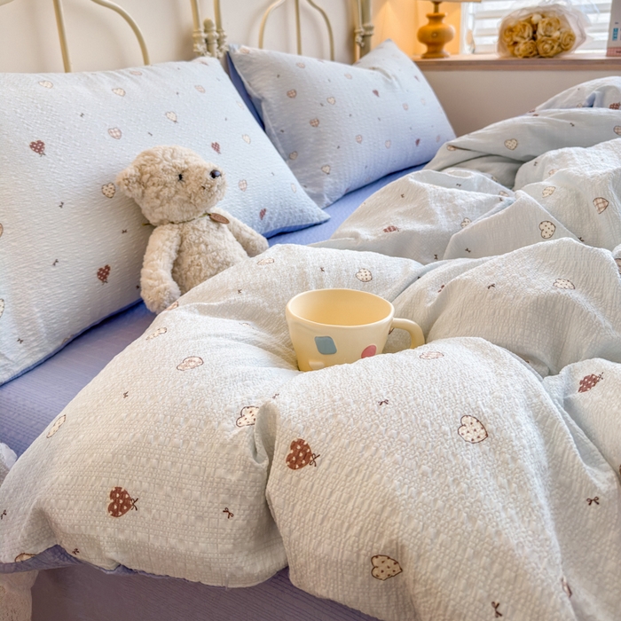 91家纺网 家纺一手货源 找家纺 梦舒阳家纺 新款泡芙棉双层纱四件套皱皱纱四季款泡芙纱四件套现货充足 兰心