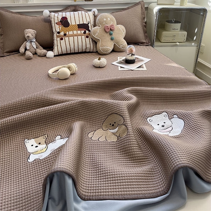 91家纺网 家纺一手货源 找家纺 莱家富 2026新款A类乙纶冰豆豆凉席冰丝席-华夫格绣花床笠 躺躺岛-咖