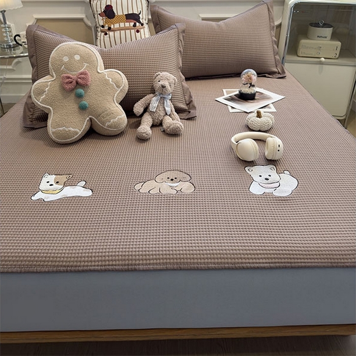 91家纺网 家纺一手货源 找家纺 莱家富 2026新款A类乙纶冰豆豆凉席冰丝席-华夫格绣花床笠 躺躺岛-咖