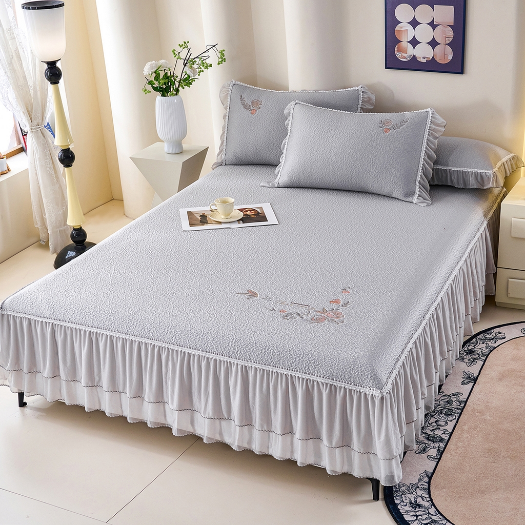 91家纺网 家纺一手货源 找家纺 莱家富 2026新款A类凉感豆豆席床裙款凉席席子-闭月羞花 闭月羞花-灰