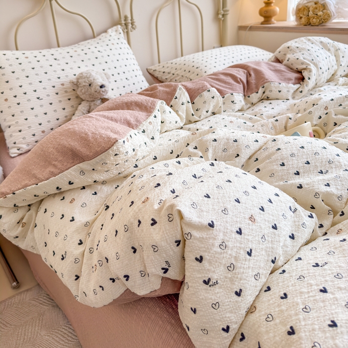 91家纺网 家纺一手货源 找家纺 梦舒阳家纺 新款泡芙棉双层纱四件套皱皱纱四季款泡芙纱四件套现货充足 心相印