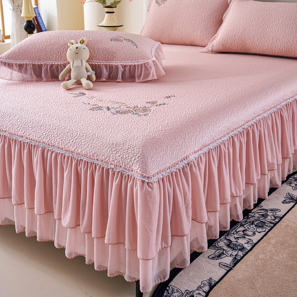 91家纺网 家纺一手货源 找家纺 莱家富 2026新款A类凉感豆豆席凉席席子-床裙款 清夏玫瑰粉色