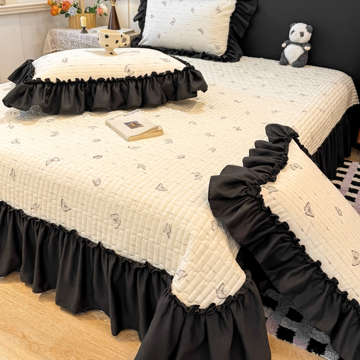 91家纺网 家纺一手货源 找家纺 云木里 2026新款古法水洗棉印花床盖四件套 黑蝴蝶