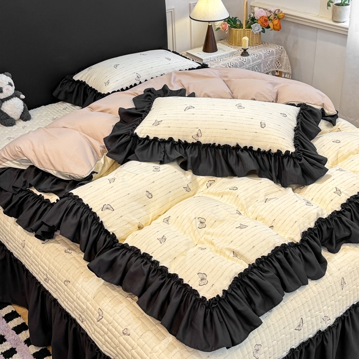 91家纺网 家纺一手货源 找家纺 云木里 2026新款古法水洗棉印花床盖四件套 黑蝴蝶