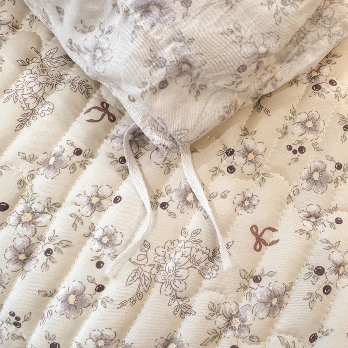 91家纺网 家纺一手货源 找家纺 云木里 2026新款古法水洗棉印花床盖四件套 紫苏-白