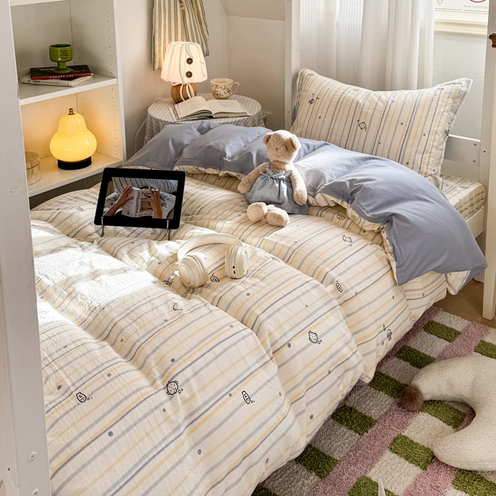 91家纺网 家纺一手货源 找家纺 禧缘家纺（原梦想家） 2026新款仿棉学生三件套云感棉 素描小鱼