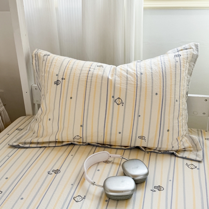 91家纺网 家纺一手货源 找家纺 禧缘家纺（原梦想家） 2026新款仿棉学生三件套云感棉 素描小鱼