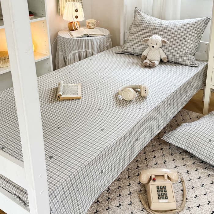 91家纺网 家纺一手货源 找家纺 禧缘家纺（原梦想家） 2026新款仿棉学生三件套云感棉 灰格星星