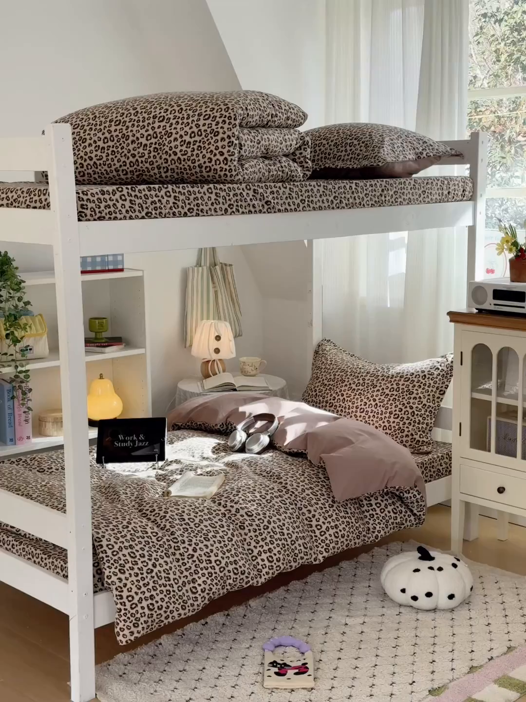 91家纺网 家纺一手货源 找家纺 禧缘家纺（原梦想家） 2026新款仿棉学生三件套云感棉 咖色豹纹