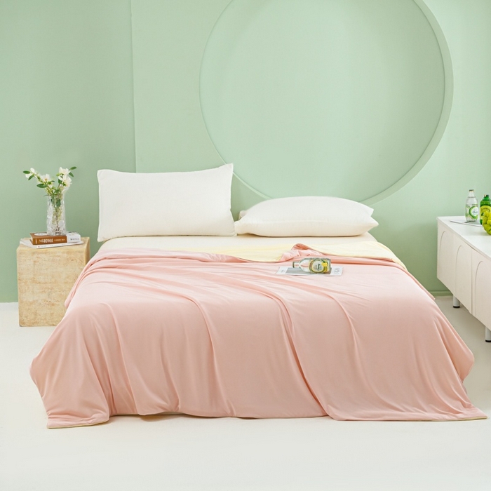 91家纺网 家纺一手货源 找家纺 爱彼家纺 2026春夏新款冰吸薄荷夏被A类氨纶凉感夏被防蚊冰薄荷夏被夏凉被空调被-系列三 薄荷粉