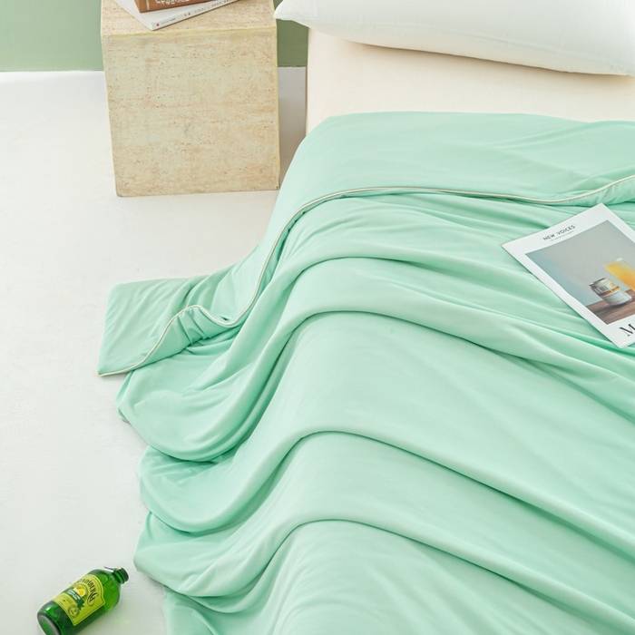 91家纺网 家纺一手货源 找家纺 爱彼家纺 2026春夏新款冰吸薄荷夏被A类氨纶凉感夏被防蚊冰薄荷夏被夏凉被空调被-系列三 薄荷绿