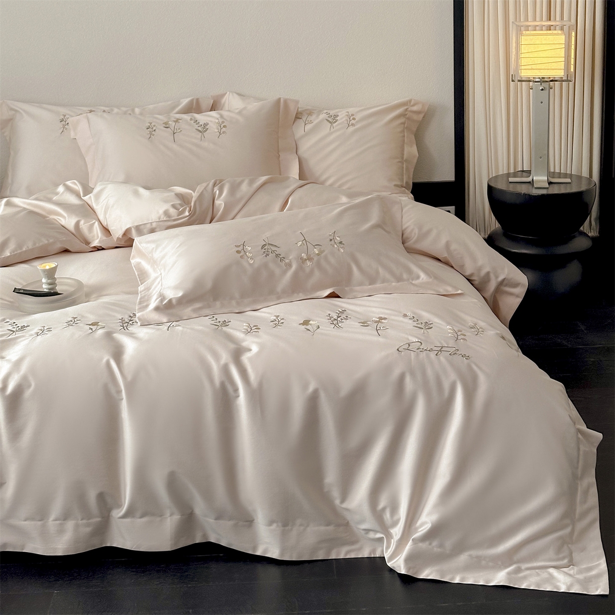 91家纺网 家纺一手货源 找家纺 名品优仓 2026新款长绒棉50s全棉纯棉刺绣宽边款四件套-花有约 花有约-粉色