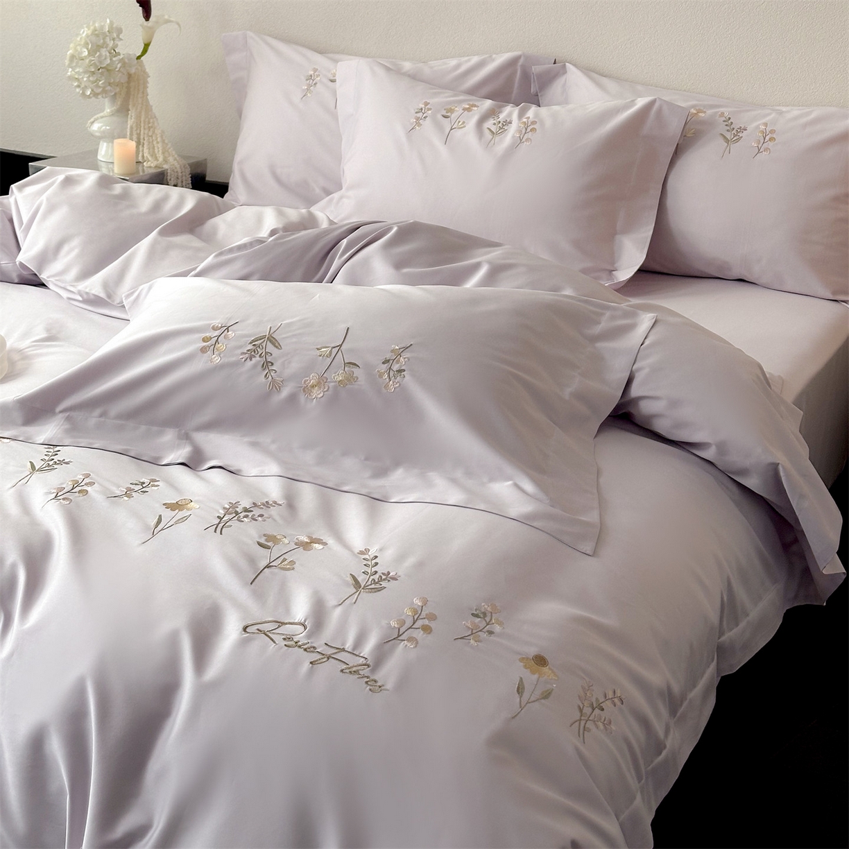 91家纺网 家纺一手货源 找家纺 名品优仓 2026新款长绒棉50s全棉纯棉刺绣宽边款四件套-花有约 花有约-梦幻色