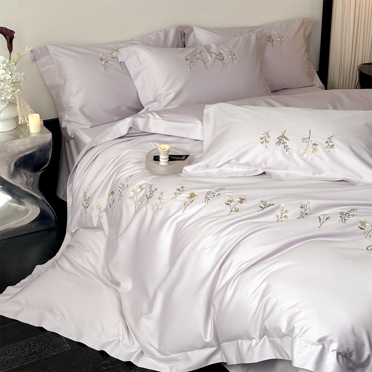 91家纺网 家纺一手货源 找家纺 名品优仓 2026新款长绒棉50s全棉纯棉刺绣宽边款四件套-花有约 花有约-梦幻色