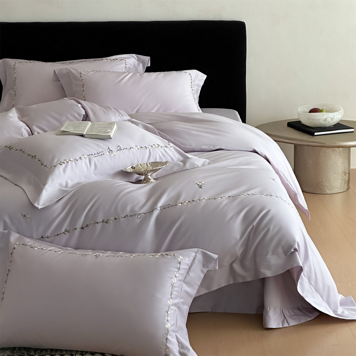 91家纺网 家纺一手货源 找家纺 （总）名品优仓 2026新款长绒棉50s全棉纯棉刺绣宽边款四件套-花园密语