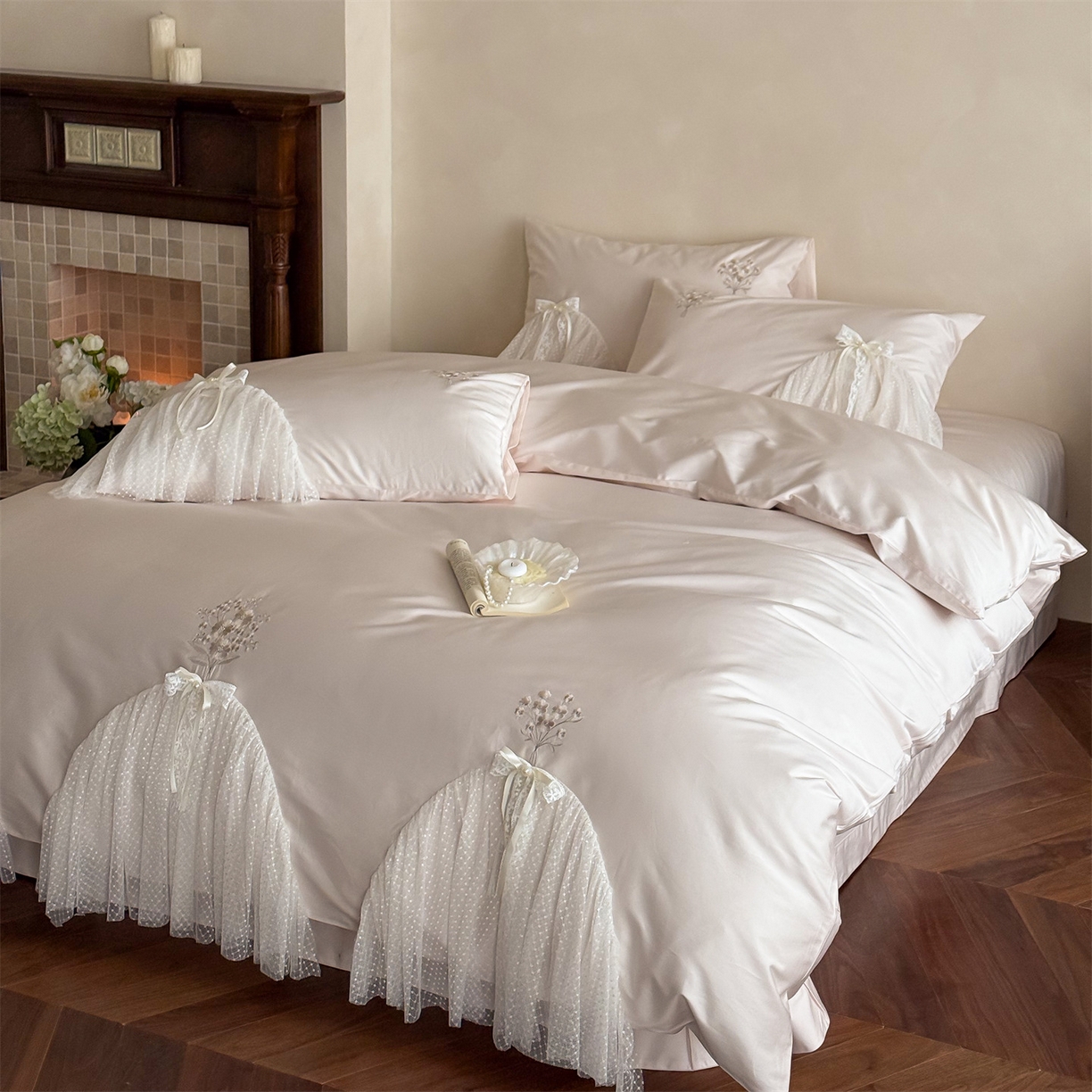 91家纺网 家纺一手货源 找家纺 （总）名品优仓 2026新款长绒棉50s全棉纯棉刺绣蕾丝轻纱四件套-夏薇