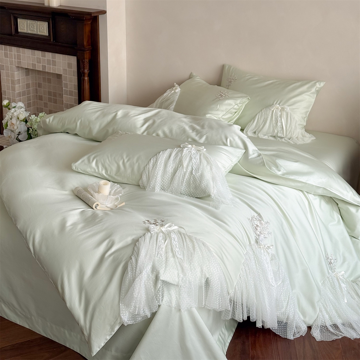 91家纺网 家纺一手货源 找家纺 名品优仓 2026新款长绒棉50s全棉纯棉刺绣蕾丝轻纱四件套-夏薇 夏薇-清新绿