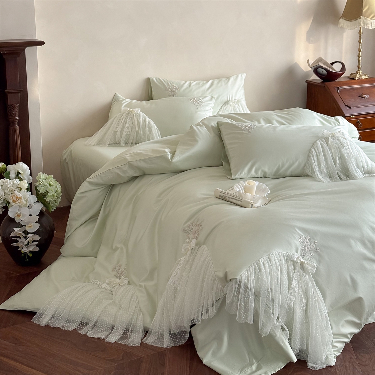 91家纺网 家纺一手货源 找家纺 名品优仓 2026新款长绒棉50s全棉纯棉刺绣蕾丝轻纱四件套-夏薇 夏薇-清新绿