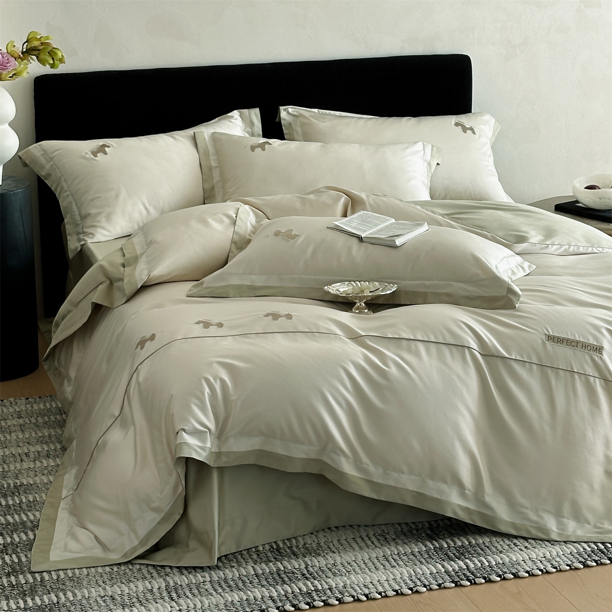 91家纺网 家纺一手货源 找家纺 名品优仓 2026新款长绒棉50s全棉纯棉刺绣撞色宽边款四件套-马上有钱 马上有钱-森林绿