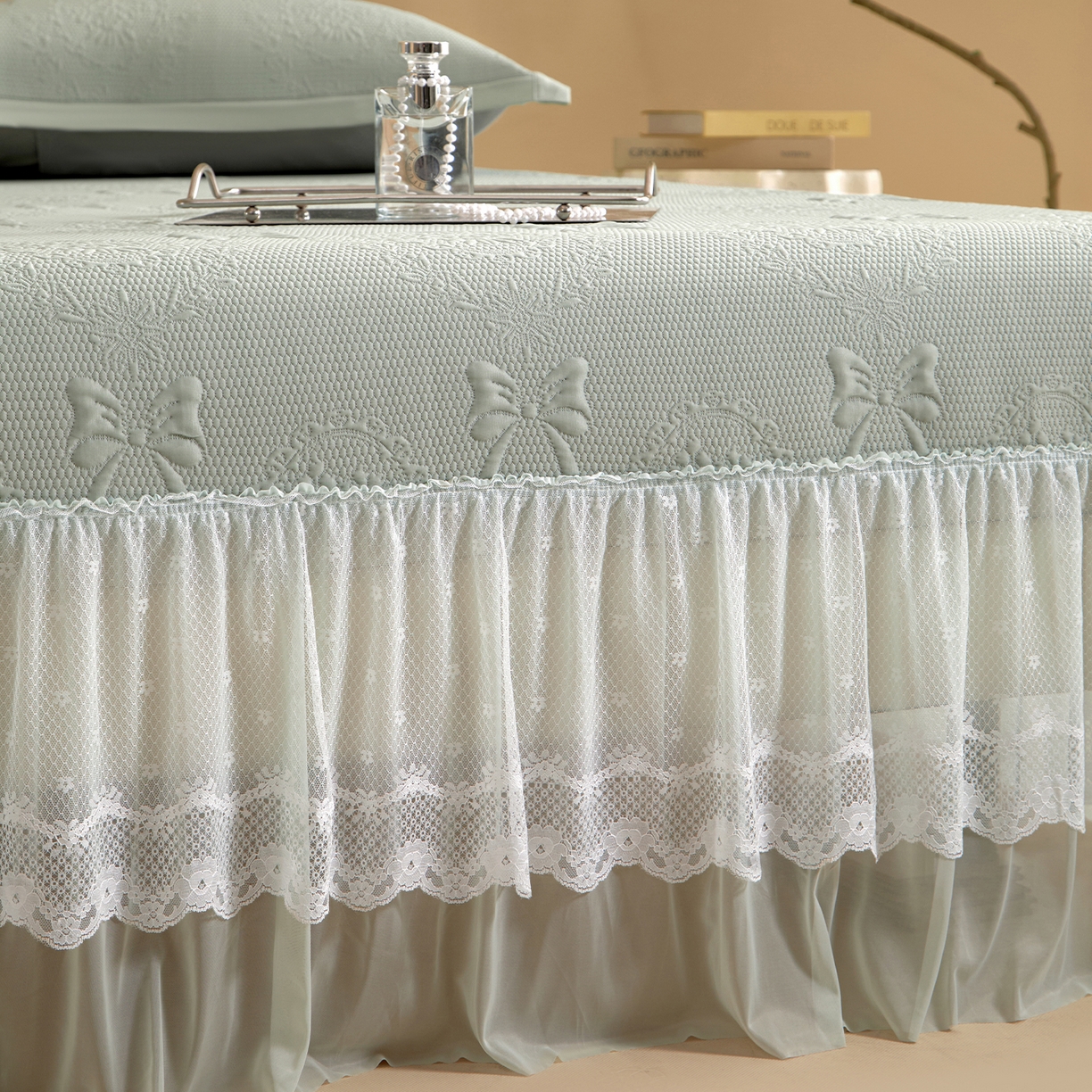 91家纺网 家纺一手货源 找家纺 航途席业 2026新款A类凉感豆豆床裙款凉席三件套-系列一 青柠蝶梦-凉感床裙