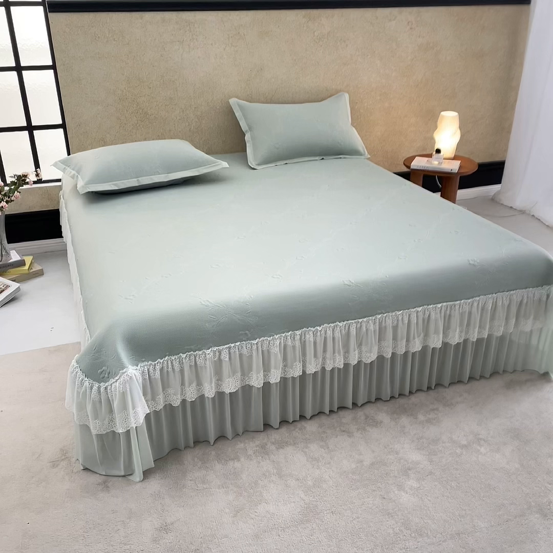 91家纺网 家纺一手货源 找家纺 航途席业 2026新款A类凉感豆豆床裙款凉席三件套-系列七 青柠藤语