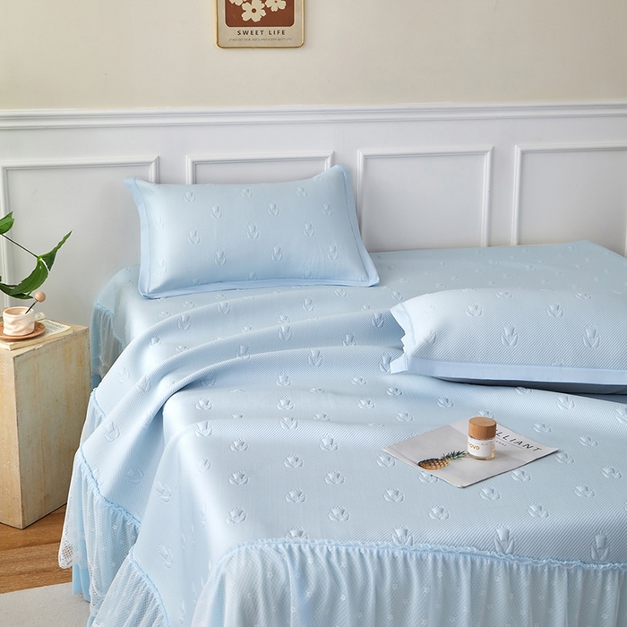 91家纺网 家纺一手货源 找家纺 航途席业 2026新款A类凉感豆豆床裙款凉席三件套-系列七 冰蓝郁金香