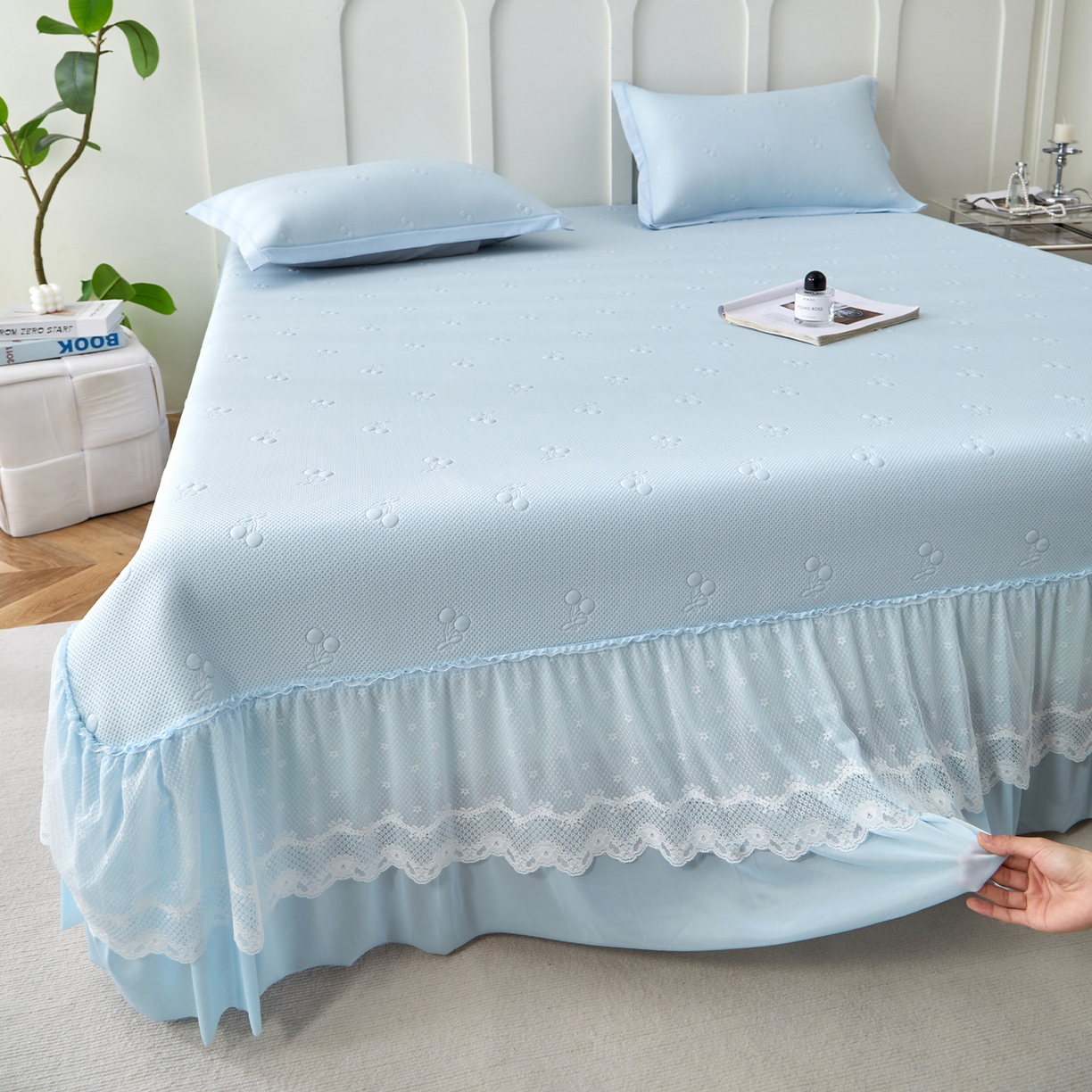 航途席业 2026新款A类凉感豆豆床裙款凉席三件套-系列七 冰蓝小樱桃