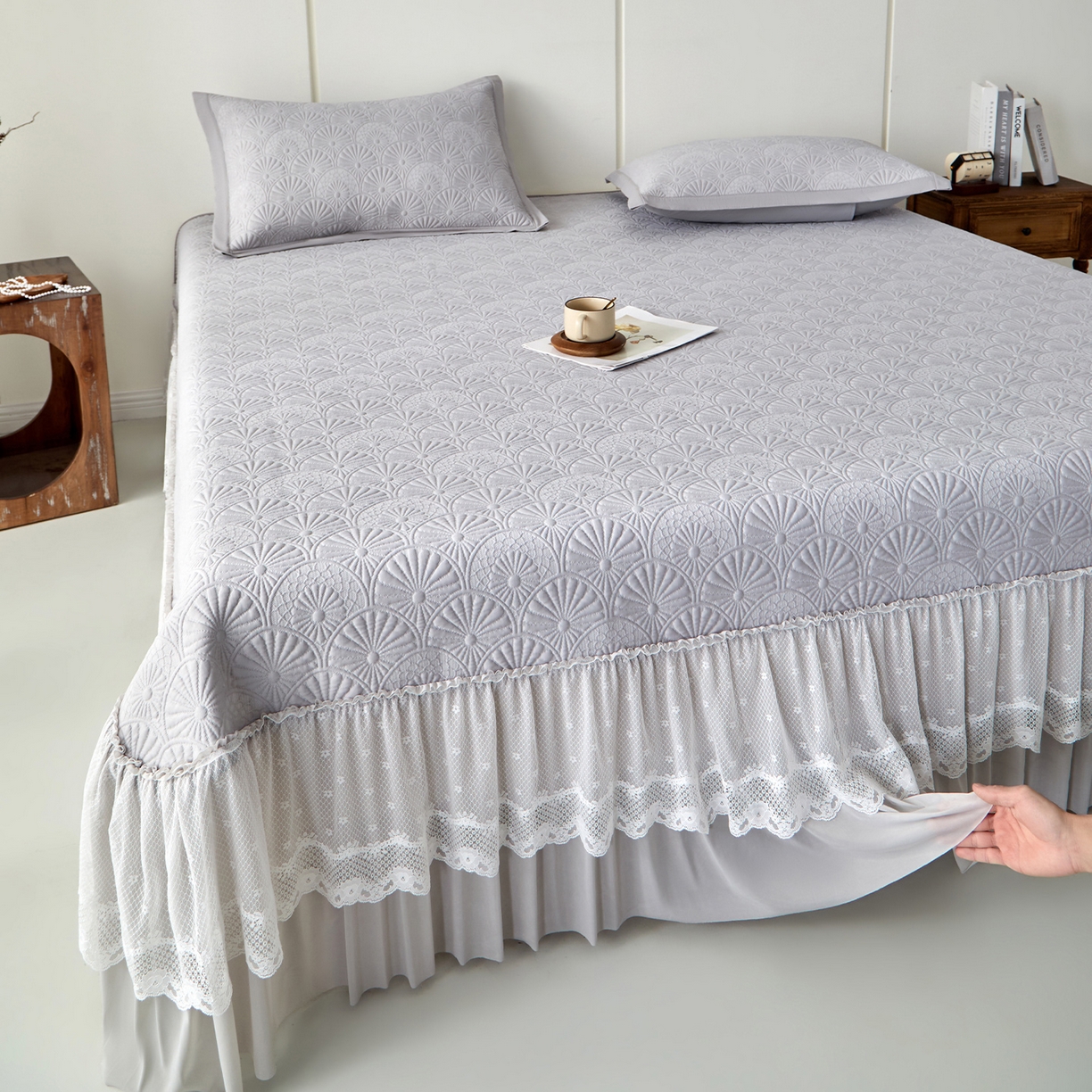 航途席业 2026新款A类凉感豆豆床裙款凉席三件套-系列七 灰澜日影