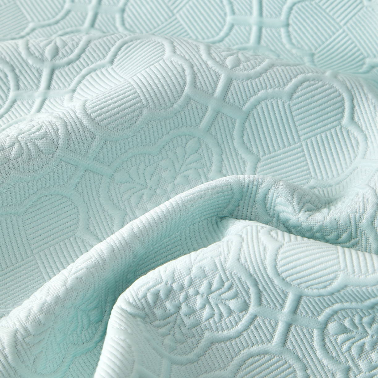 91家纺网 家纺一手货源 找家纺 航途席业 2026新款A类凉感豆豆床裙款凉席三件套-系列七 青澜四叶