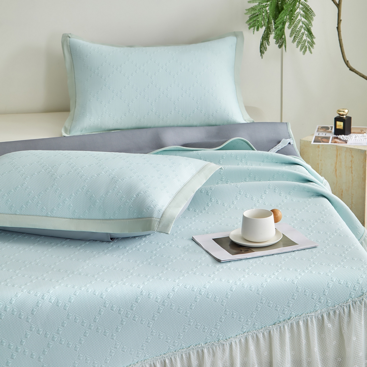 91家纺网 家纺一手货源 找家纺 （总）航途席业 2026新款A类凉感豆豆床裙款凉席三件套-系列六